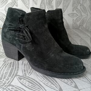 Born Lace Up Suede Boots Distressed Black Western Boho